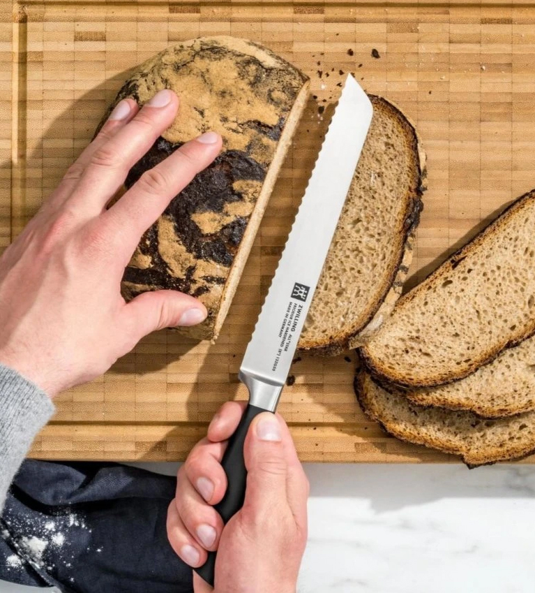 Broodmessen: zijn ze onmisbaar in de keuken?